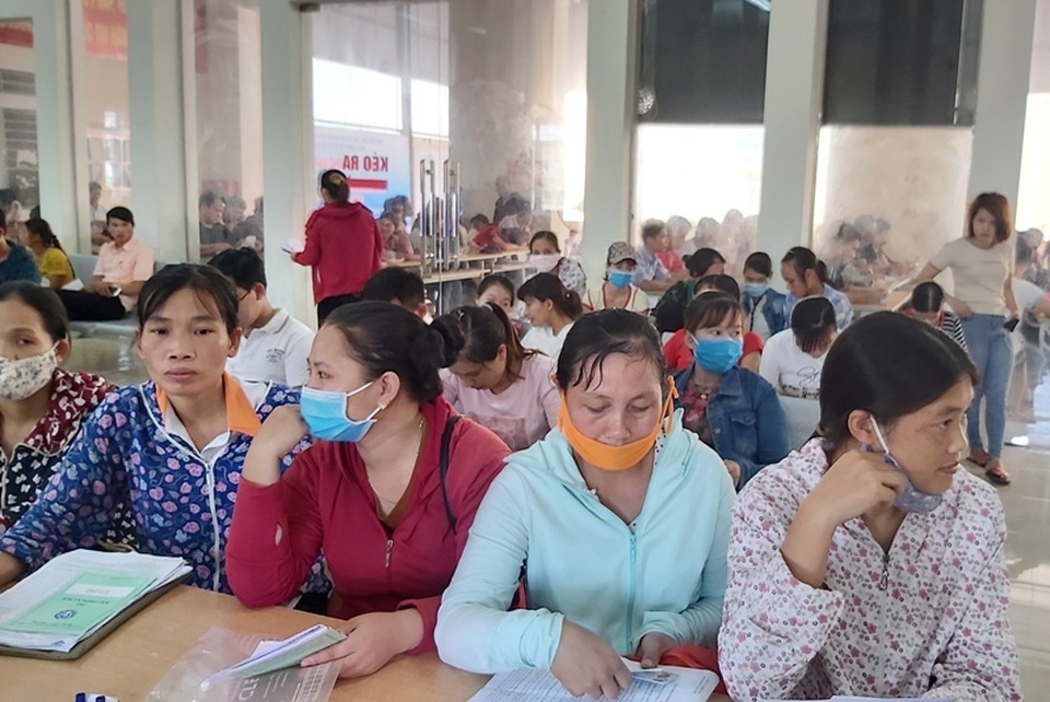 Thanh Hoá: Hơn 14.000 người lao động nộp hồ sơ hưởng trợ cấp thất nghiệp - 1 Thanh Hoá: Hơn 14.000 người lao động nộp hồ sơ hưởng trợ cấp thất nghiệp - 1