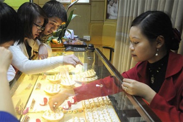 Nguyên nhân bất ổn của thị trường vàng