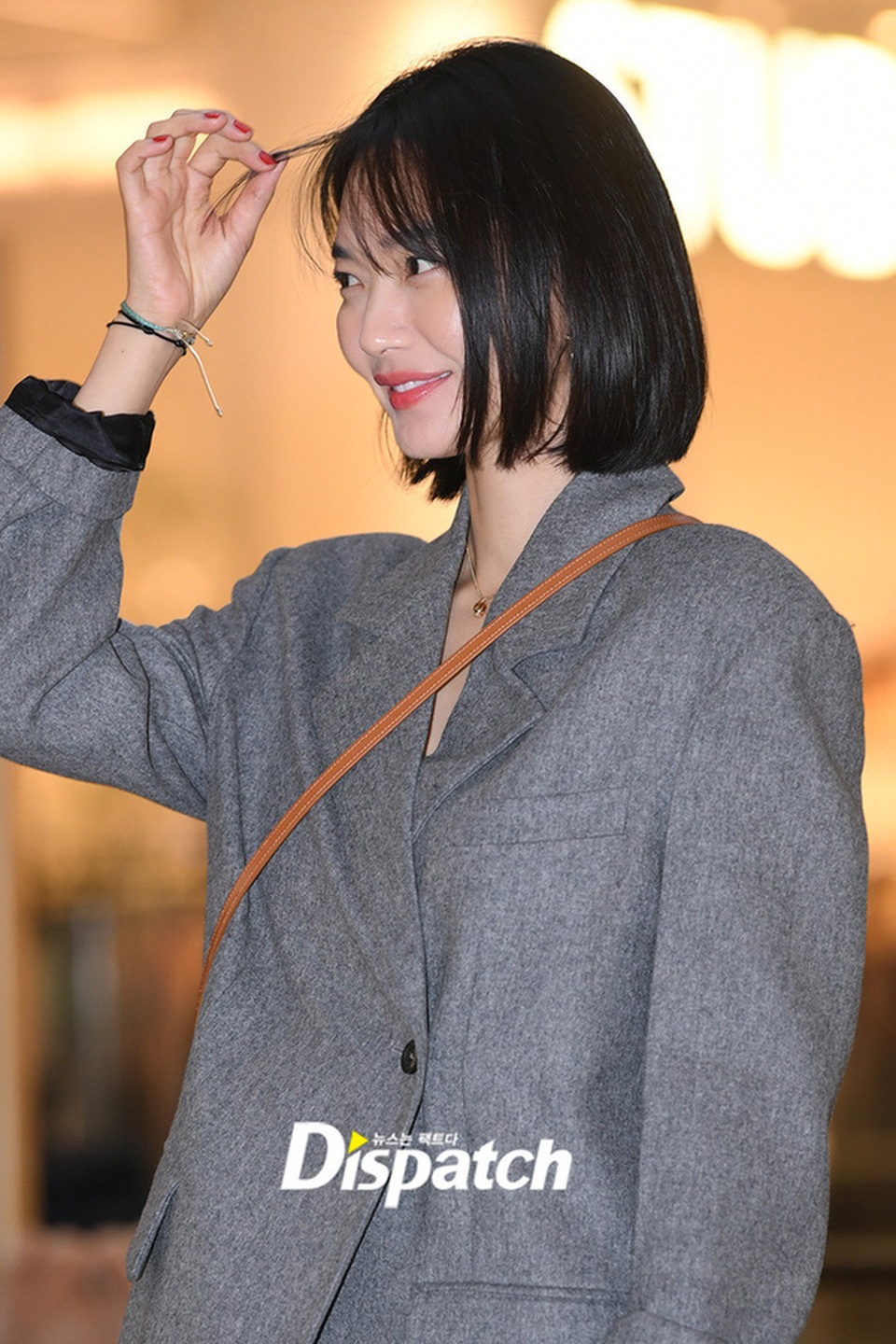 Shin Min Ah: Mỹ nhân “không tuổi” cùng chuyện tình cổ tích với “phi công trẻ” kém 5 tuổi - 9 Shin Min Ah: Mỹ nhân “không tuổi” cùng chuyện tình cổ tích với “phi công trẻ” kém 5 tuổi - 9