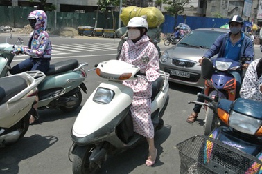 Miền Bắc nắng nóng cục bộ