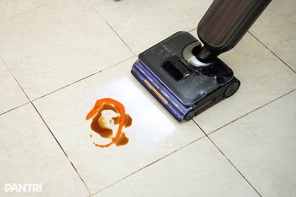 Trải nghiệm máy hút bụi lau nhà cầm tay tích hợp AI, dùng hơi nước nóng - 31 Trải nghiệm máy hút bụi lau nhà cầm tay tích hợp AI, dùng hơi nước nóng - 31
