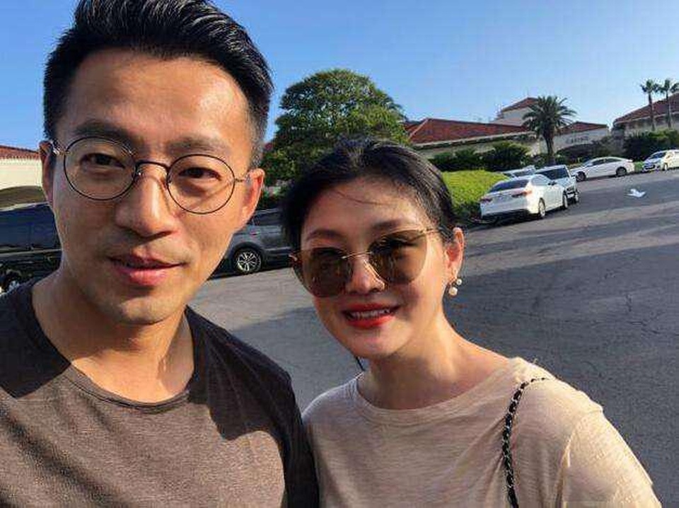 Từ Hy Viên phản ứng thế nào khi chồng lộ ảnh thân mật với gái lạ - 4 Từ Hy Viên phản ứng thế nào khi chồng lộ ảnh thân mật với gái lạ - 4