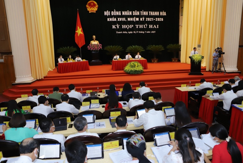Thanh Hóa lần đầu thực hiện kỳ họp không giấy tờ - 3