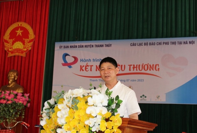Nhà báo Nguyễn Thanh Hải, Chủ tịch CLB báo chí Phú Thọ tại Hà Nội phát biểu.