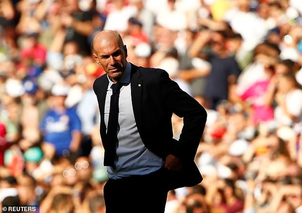 Real Madrid bỏ xa Barcelona và tiến bước dài đến chức vô địch La Liga? - 4 Real Madrid bỏ xa Barcelona và tiến bước dài đến chức vô địch La Liga? - 4