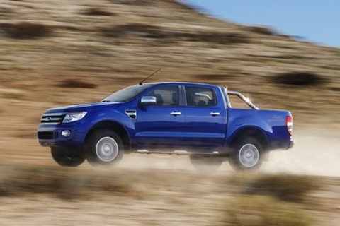 Hệ thống gài cầu điện tử trên Ford Ranger – lưu ý với 4L
