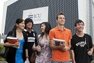 Tuyển sinh du học trường ĐH James Cook – Miễn phí ghi danh cùng quà tặng giá trị