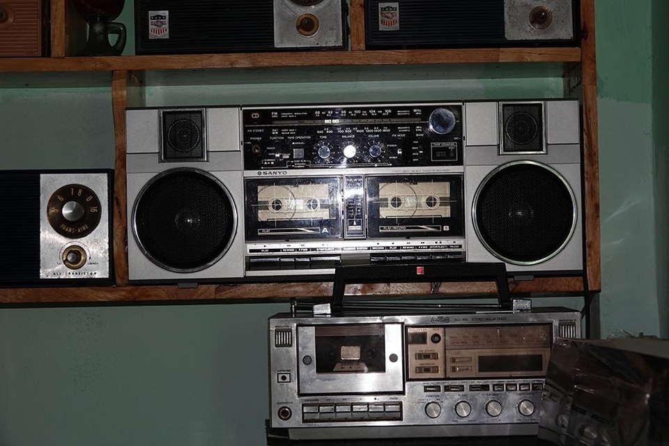 8X sở hữu báu vật trăm chiếc cassette cổ, độc nhất Cần Thơ - 9 8X sở hữu báu vật trăm chiếc cassette cổ, độc nhất Cần Thơ - 9