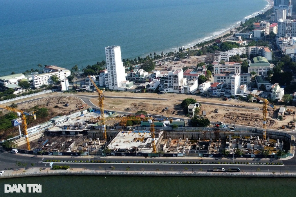 Phó Thủ tướng kiểm tra 2 dự án “làm mãi không xong” ở Khánh Hòa - 2 Phó Thủ tướng kiểm tra 2 dự án “làm mãi không xong” ở Khánh Hòa - 2