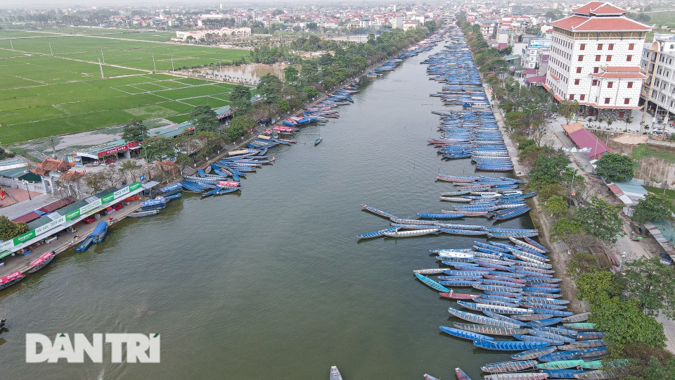 Du khách đến chùa Hương phải khai báo y tế bằng ứng dụng QR code - 10