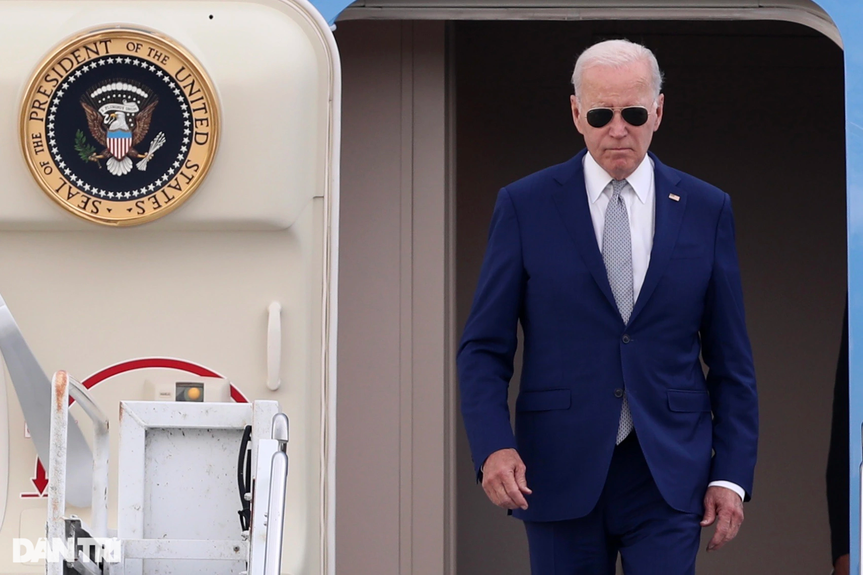 Hình ảnh đoàn xe chở Tổng thống Mỹ Joe Biden trên đường phố Hà Nội - 3