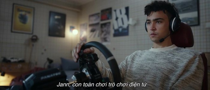 GRAN TURISMO (8)