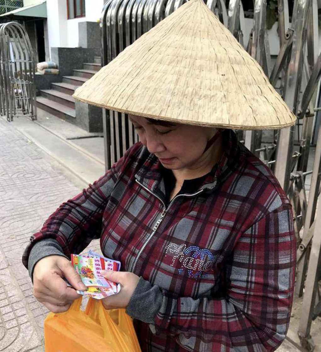 Vụ dành cả thanh xuân đi đòi đất: Tiếp tục chuyển đơn đến VP Chính phủ - 2 Vụ dành cả thanh xuân đi đòi đất: Tiếp tục chuyển đơn đến VP Chính phủ - 2