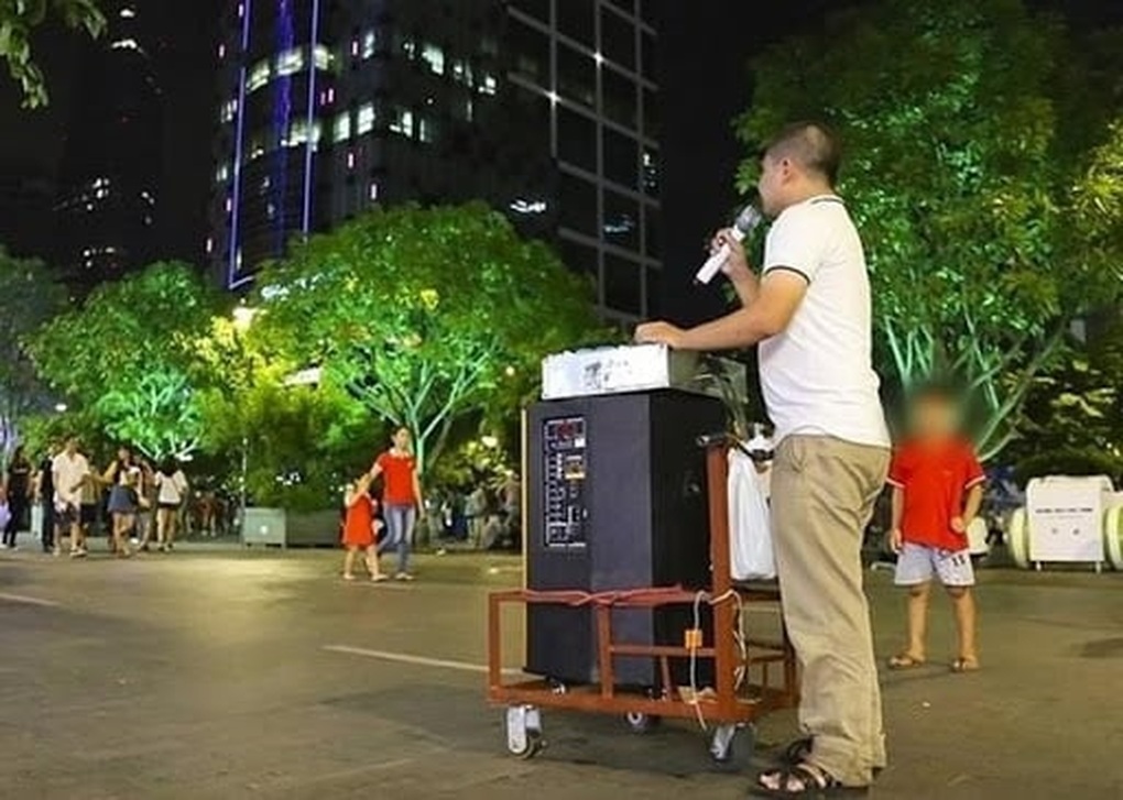 Đề xuất giữ quy định không đặt chốt cửa bên trong phòng hát karaoke - 2 Đề xuất giữ quy định không đặt chốt cửa bên trong phòng hát karaoke - 2