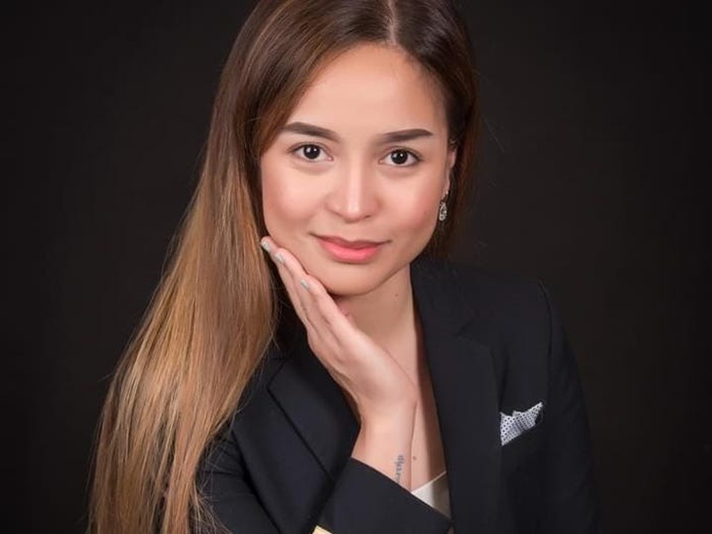 Nhân viên tàu du lịch khổ vì điều tiếng săn đại gia và góc khuất ít ngờ - 3 Nhân viên tàu du lịch khổ vì điều tiếng săn đại gia và góc khuất ít ngờ - 3