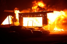 Tìm thấy 44 thi thể trong vụ cháy rừng chết chóc nhất lịch sử bang California