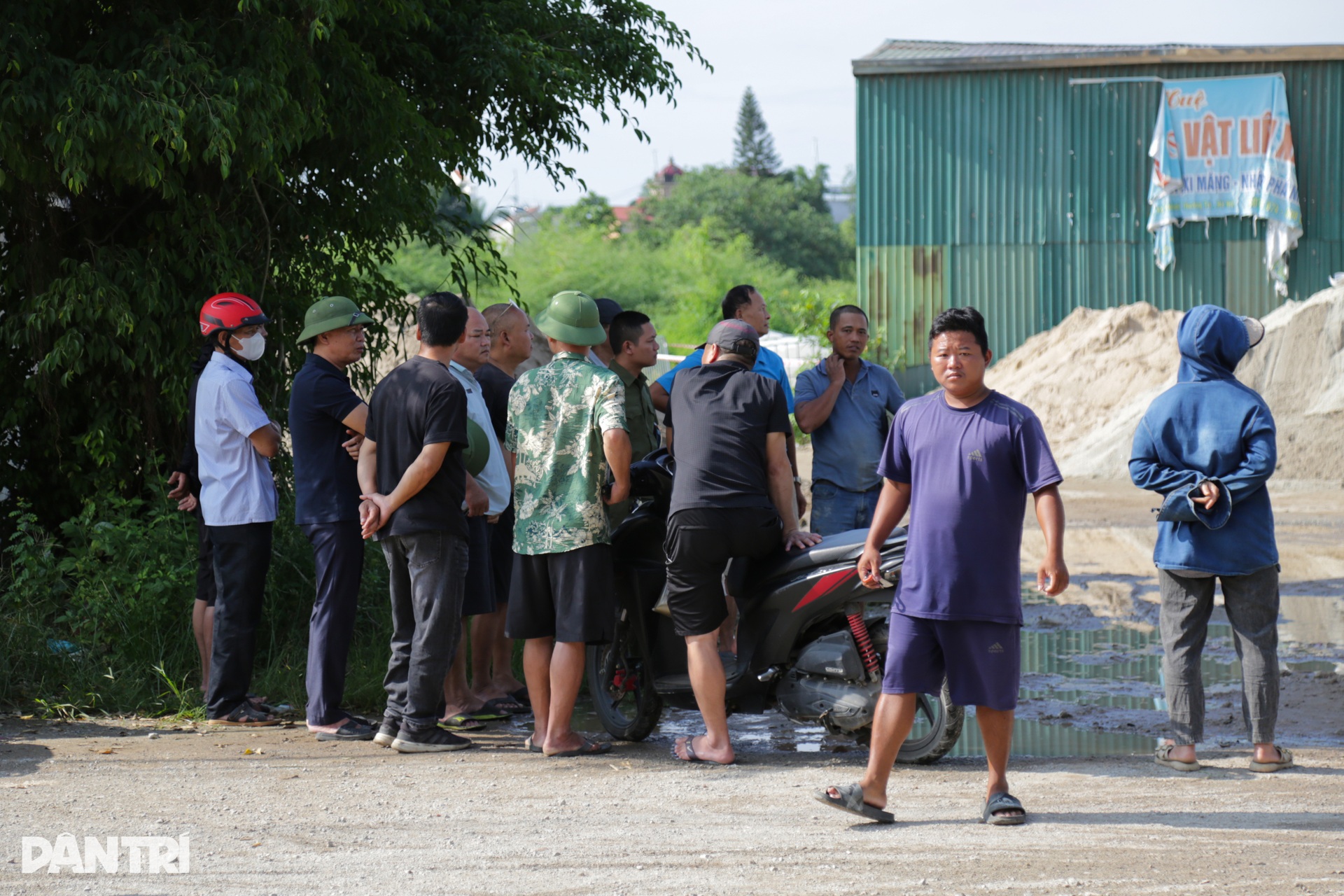 Hiện trường vụ cháy khiến cả gia đình 4 người tử vong ở Hà Nội - 8 Hiện trường vụ cháy khiến cả gia đình 4 người tử vong ở Hà Nội - 8