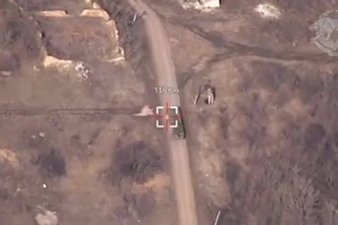 Đặc nhiệm Ukraine tập kích, bắn cháy "Mắt thần" của Nga