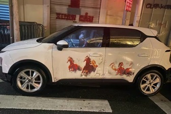 Gã trai đi ô tô, lừa shipper để lấy 300.000 đồng