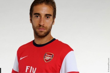 Arsenal chính thức giang tay đón người cũ Flamini trở lại