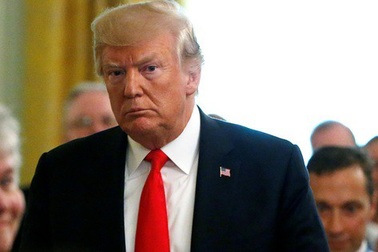 Không dễ luận tội ông Trump