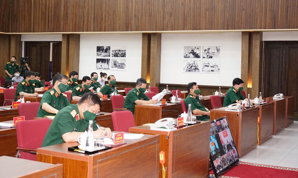 Bộ Quốc phòng huy động hơn 1.300 phương tiện vận chuyển vắc xin Covid-19 - 2 Bộ Quốc phòng huy động hơn 1.300 phương tiện vận chuyển vắc xin Covid-19 - 2