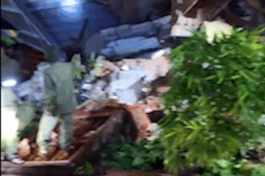 Nhà sập vì sạt lở đất ở Yên Bái: Ám ảnh tiếng gào thét "cứu con em với"