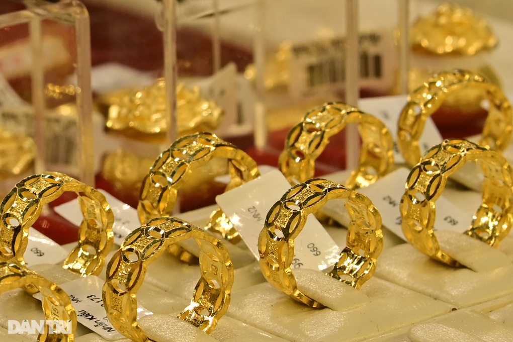Vàng miếng SJC tăng nửa triệu đồng/lượng - 1 Vàng miếng SJC tăng nửa triệu đồng/lượng - 1