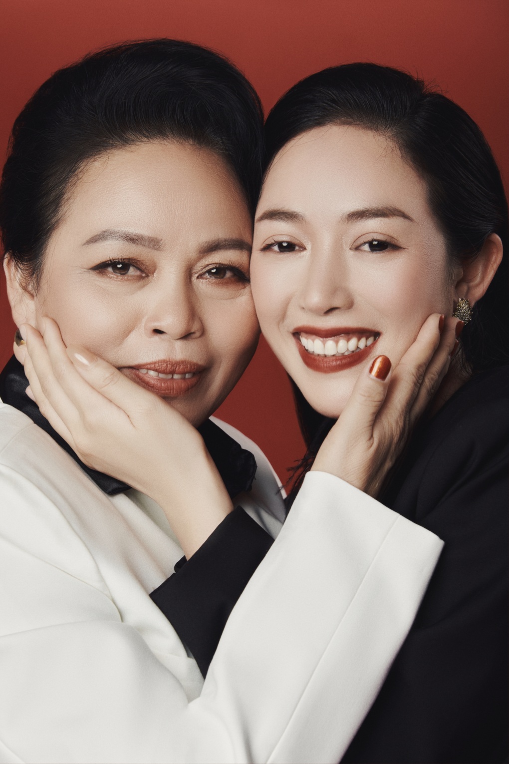 Mai Thanh Hà chia sẻ xúc động về bộ ảnh lần đầu thực hiện cùng mẹ - 2 Mai Thanh Hà chia sẻ xúc động về bộ ảnh lần đầu thực hiện cùng mẹ - 2