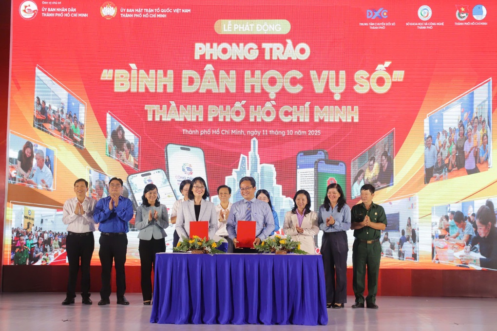 В городе Хошимин стартовало народное образовательное движение № 3 TPHCM phát động phong trào bình dân học vụ số - 3