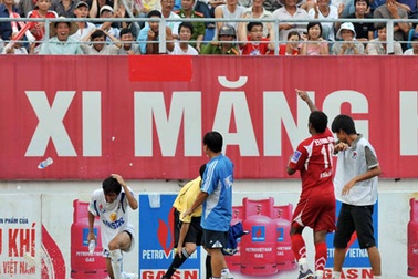 Khán giả Hải Phòng bị cấm đến sân Lạch Tray