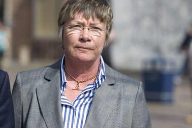 Bác sĩ nghỉ hưu phải chịu trách nhiệm với 800 ca bệnh nhân đã chết