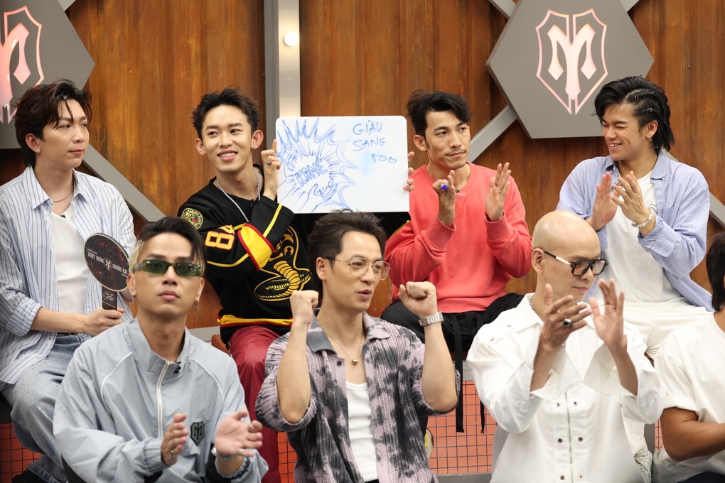Anh trai vượt chông gai: Tự Long bắn rap, BB Trần treo mình trên cao - 3 Anh trai vượt chông gai: Tự Long bắn rap, BB Trần treo mình trên cao - 3