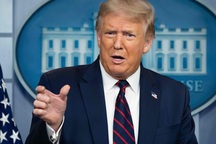 Ông Trump lý giải việc Mỹ chậm chân hơn Nga trong điều chế vắc xin Covid-19