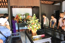 Thăm ngôi nhà thơ ấu của Bác Hồ tại Huế