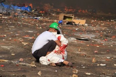 Cảnh tượng hãi hùng tại Cairo sau cuộc trấn áp của cảnh sát