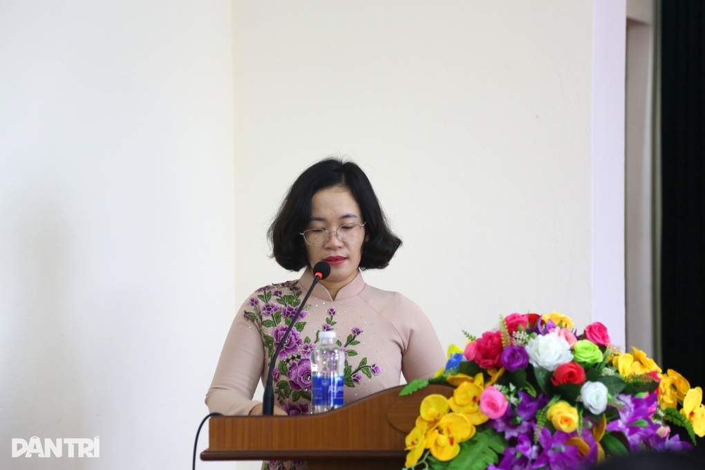 Sở LĐ-TBXH Quảng Bình vinh dự đón nhận Cờ Thi đua của Chính phủ - 1 Sở LĐ-TBXH Quảng Bình vinh dự đón nhận Cờ Thi đua của Chính phủ - 1