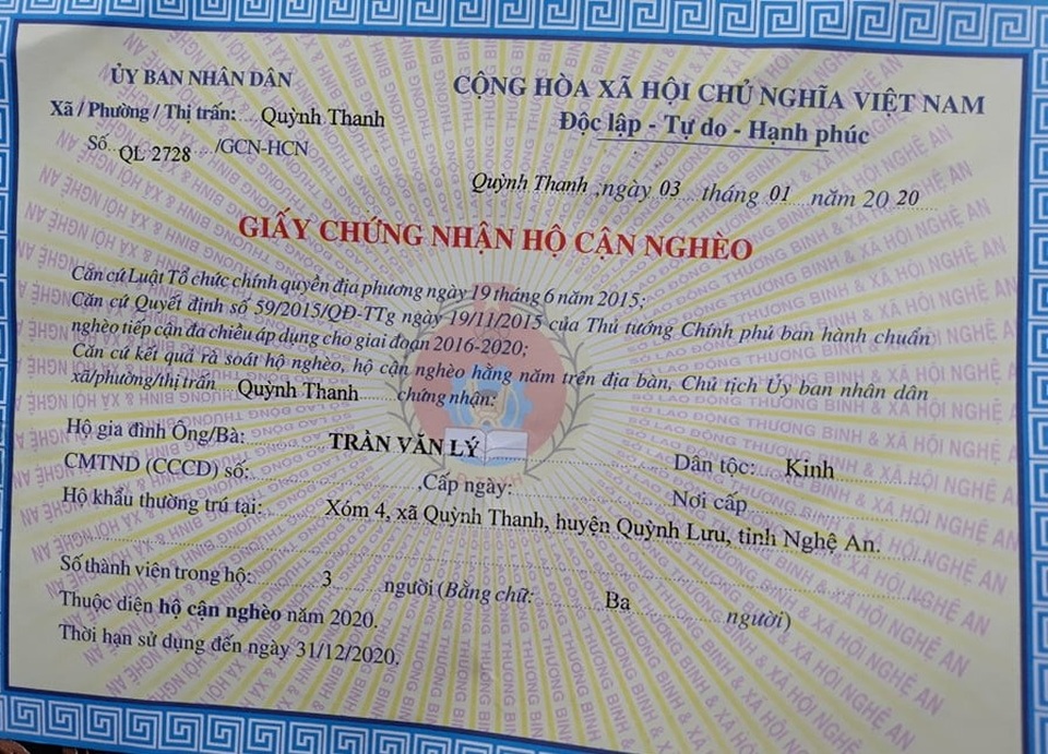 Quặn lòng cảnh bố mẹ già xin từng chiếc quần áo cũ lót chỗ cho con nằm - 7 Quặn lòng cảnh bố mẹ già xin từng chiếc quần áo cũ lót chỗ cho con nằm - 7