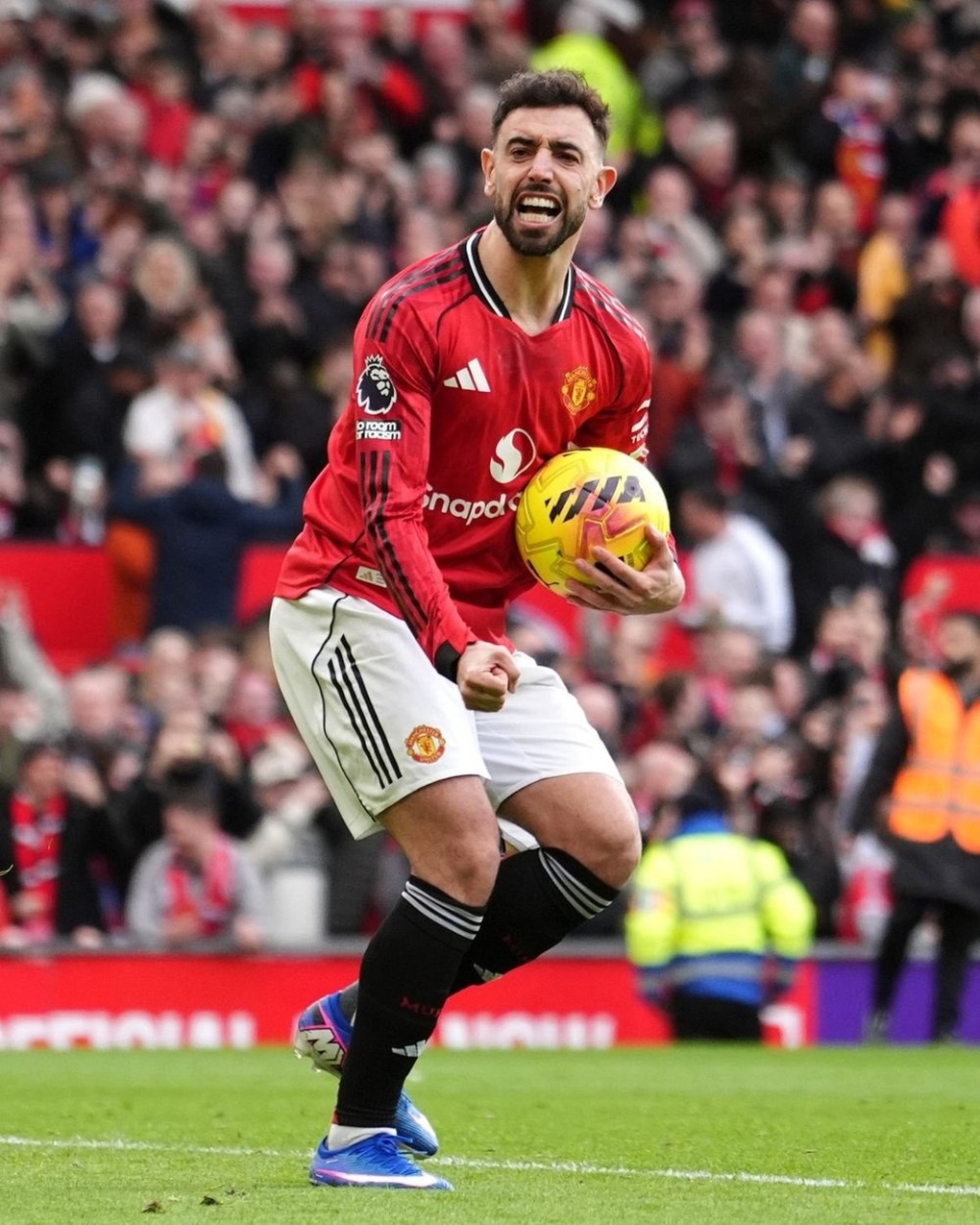 HLV Michael Carrick chia sẻ bí quyết giúp Man Utd bất bại - 1 HLV Michael Carrick chia sẻ bí quyết giúp Man Utd bất bại - 1