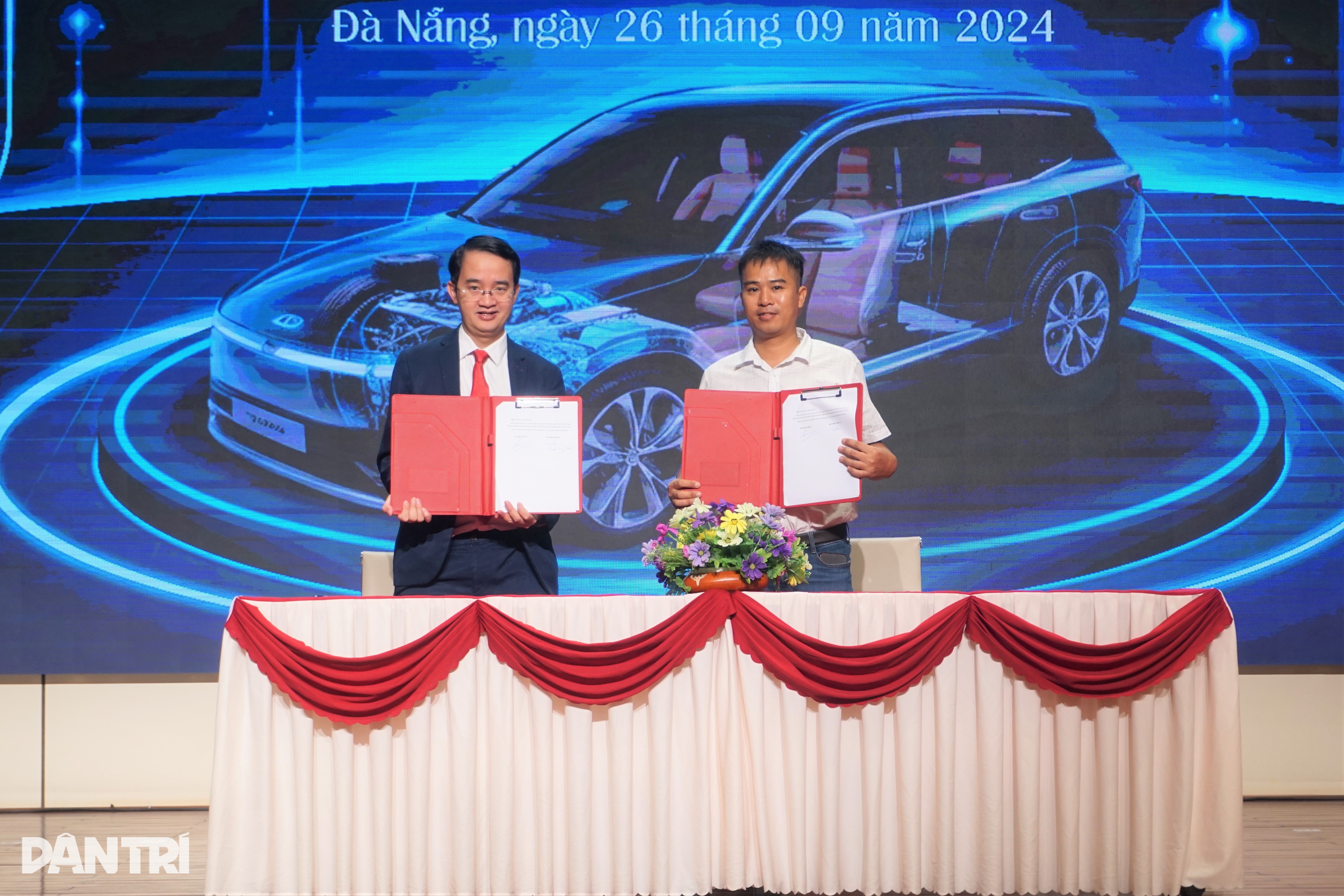 បើកដំណើរការបច្ចេកវិទ្យាក្លែងធ្វើក្នុងវគ្គបណ្តុះបណ្តាលវិស្វកម្មរថយន្តនៅទីក្រុង Da Nang - ២ Ra mắt công nghệ mô phỏng trong đào tạo kỹ thuật ô tô tại Đà Nẵng - 2