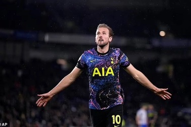 Harry Kane phá kỷ lục ghi bàn ở Premier League của Wayne Rooney