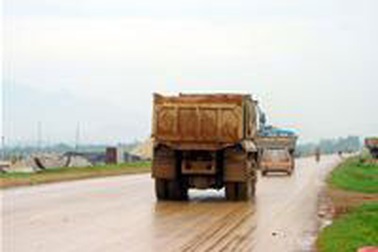 Nỗi kinh hoàng trên đường Láng - Hòa Lạc 