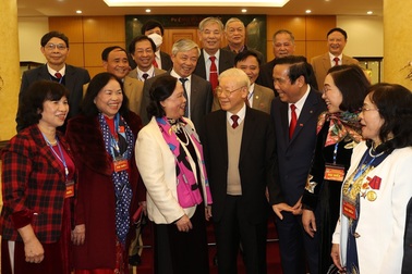 Tổng Bí thư: Người cao tuổi là vốn quý của dân tộc