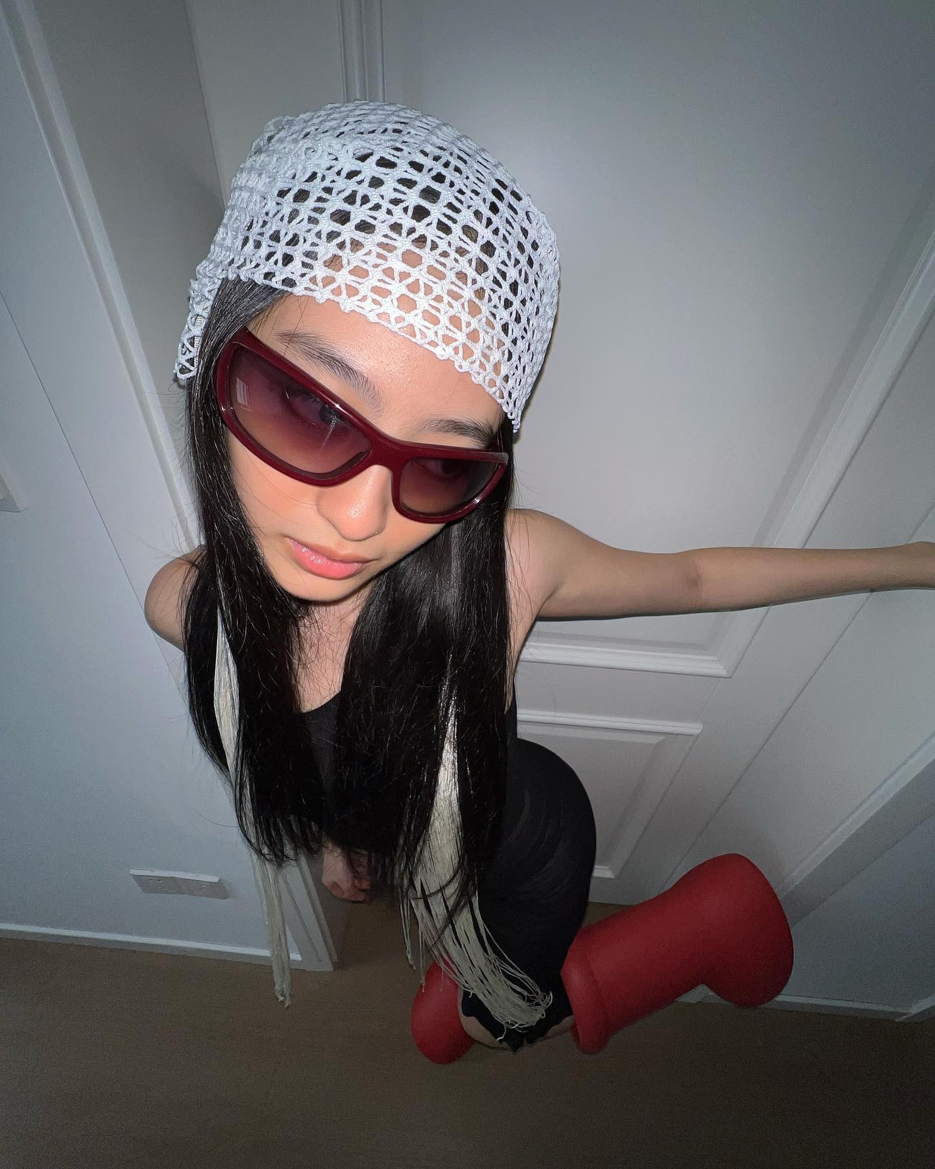 3 hot girl Việt ở nước ngoài gây sốt với gu ăn mặc sành điệu - 25 3 hot girl Việt ở nước ngoài gây sốt với gu ăn mặc sành điệu - 25