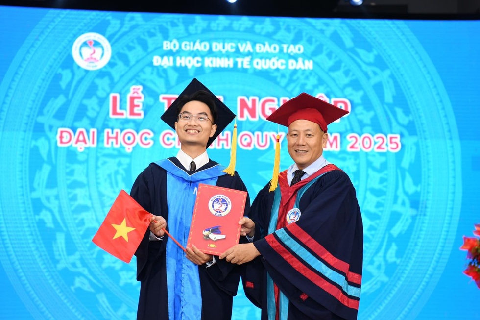 Sắp xếp các trường đại học là mệnh lệnh, chiến lược để bứt phá - 6 Sắp xếp các trường đại học là mệnh lệnh, chiến lược để bứt phá - 6