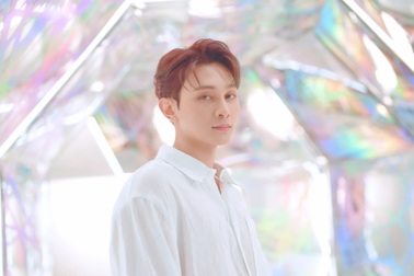 Roy Nguyễn tiếp thu ý kiến khán giả Việt sau khi rời nhóm nhạc đa quốc gia