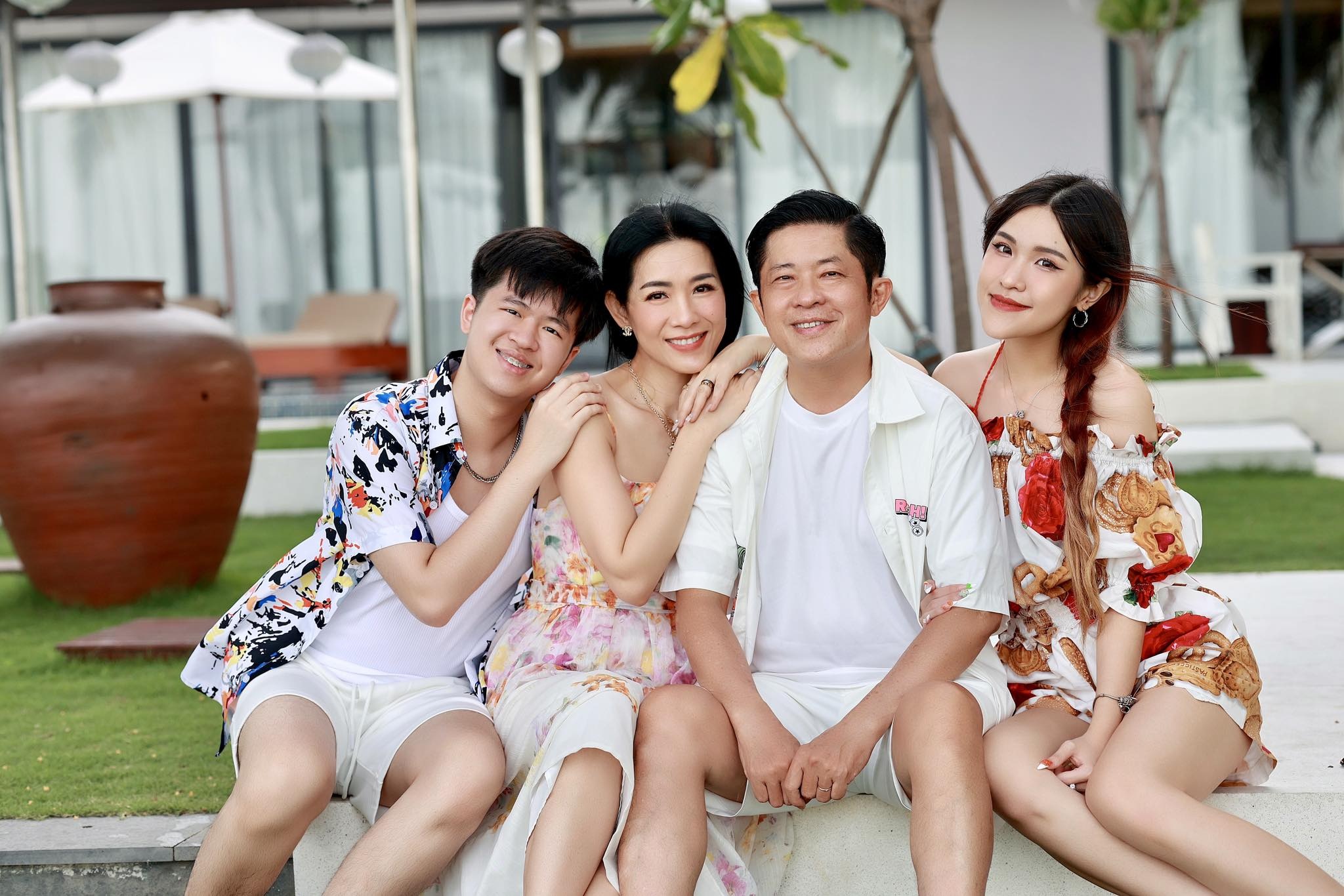 Hoa hậu đóng vai nhà ngoại giao, xuất hiện 3 phút trong Mưa đỏ là ai? - 9