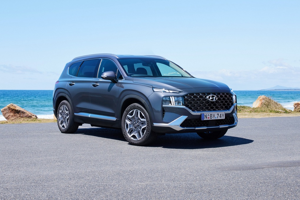 Hyundai Santa Fe bản Hybrid khỏe hơn bản máy xăng V6, sắp lắp tại Việt Nam - 2 Hyundai Santa Fe bản Hybrid khỏe hơn bản máy xăng V6, sắp lắp tại Việt Nam - 2