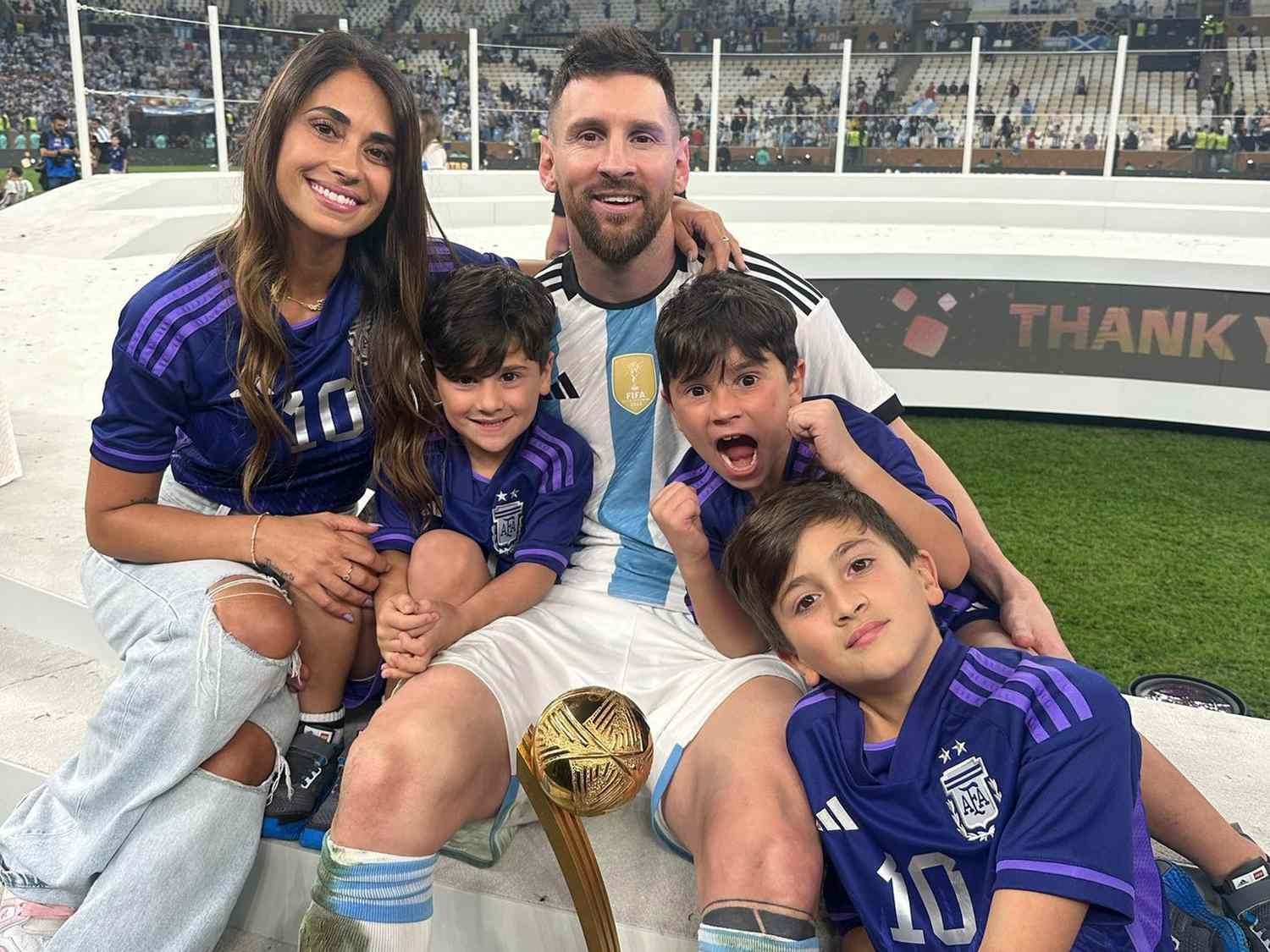 Lionel Messi: Mọi lựa chọn đều vì cô gái anh yêu từ hồi... 5 días - 5