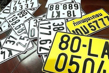 Xe đang sử dụng xe mang biển 3 và 4 số có được tham gia giao thông không?